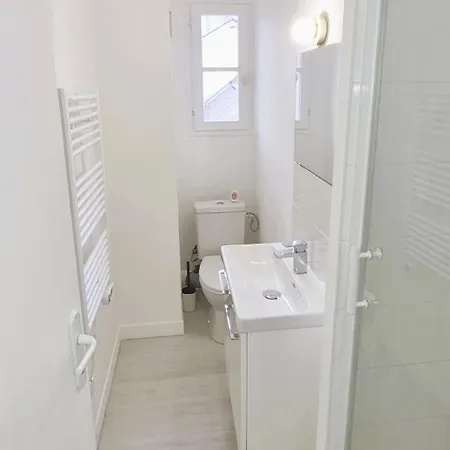 Le Cocon Des Carmes, Calme Au Coeur Du Vieux Apartment *