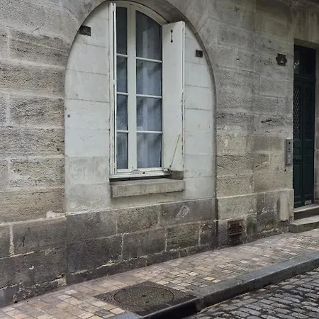 Apartment Le Cocon Des Carmes, Calme Au Coeur Du Vieux